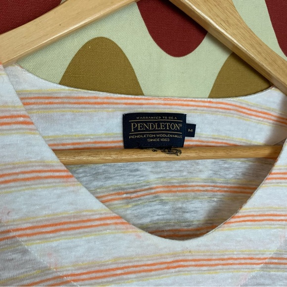 Pendleton Longsleeve Shirt size medium EUC - Picture 4 of 4